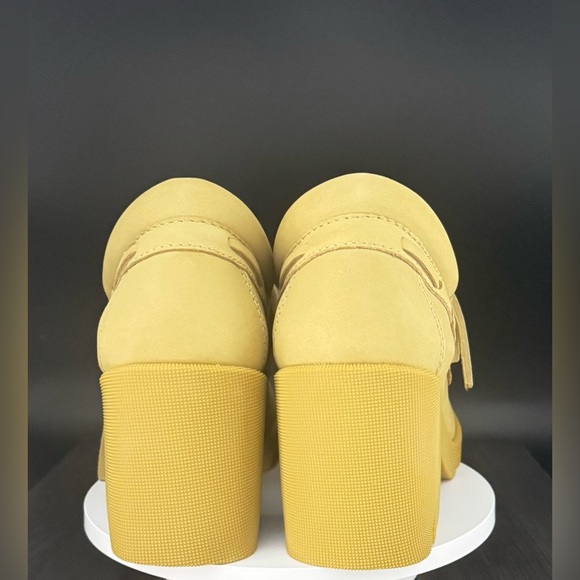 BURBERRY
Nubuck Leather 65mm Loafers
Women’s Size EU 37 - Picture 6 of 12